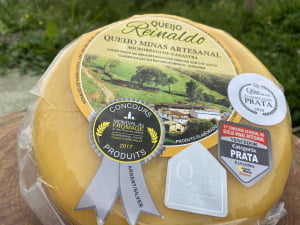 QUEIJO DO REINALDO PREMIADO OURO - QUEIJO CANASTRA TRADICIONAL - 1 KG