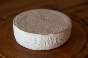 QUEIJO DO ONÉSIO PREMIADO OURO - MOFO BRANCO 1 KG