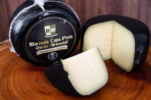 QUEIJO MARANATA CAPA PRETA MATURAÇÃO 60 DIAS PREMIADO OURO 450G